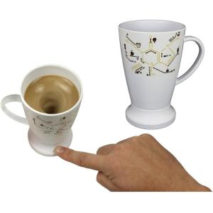 Selbstumrührender Becher